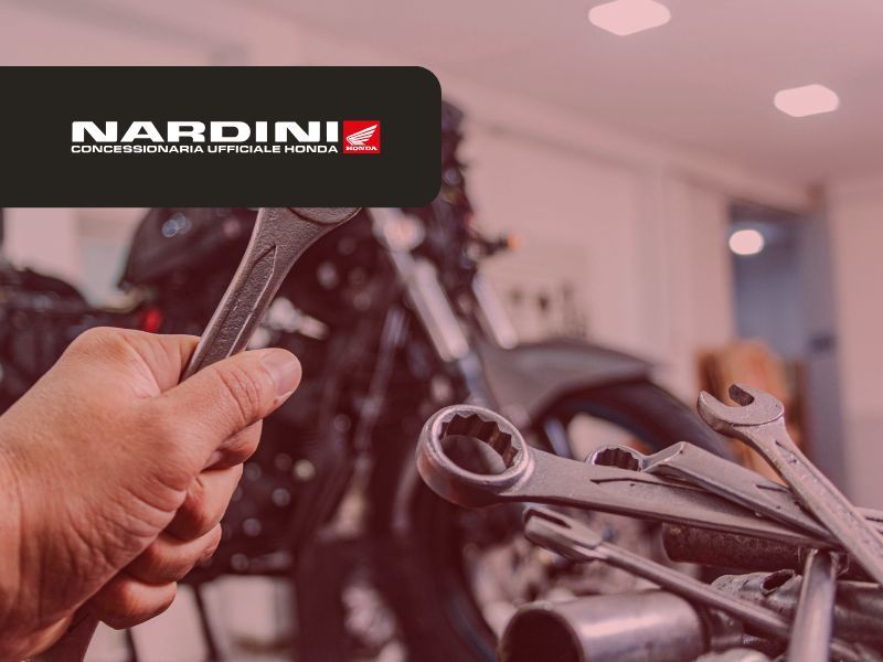 Guida alla regolazione del precarico molla moto: cos’è, a cosa serve e come settarlo