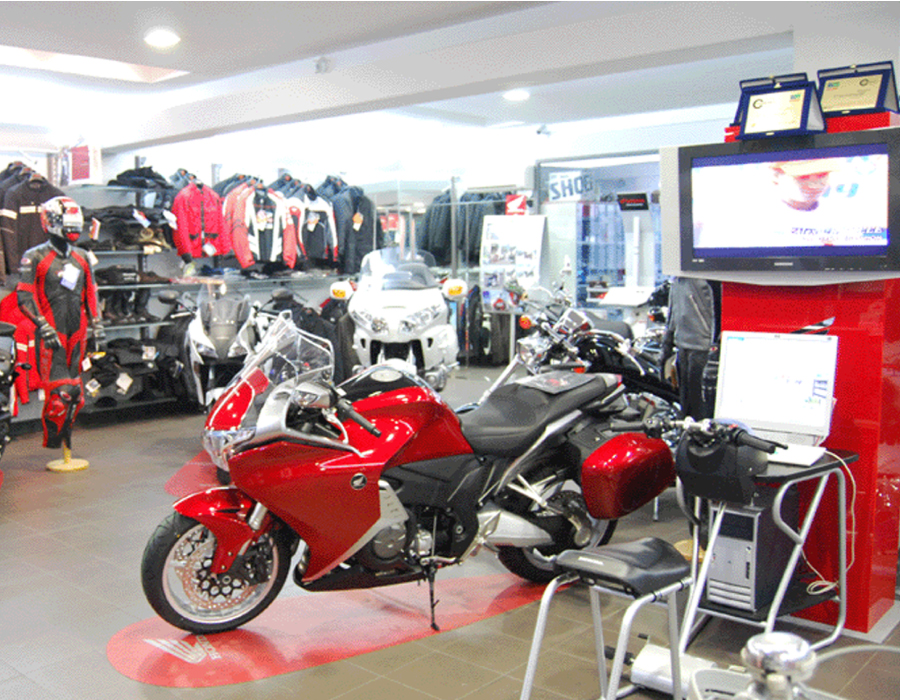 Showroom moto Nardini Honda a Roma Velletri